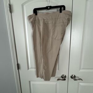 Ruby Rd Tan Capris Comfortable Pull-On Style